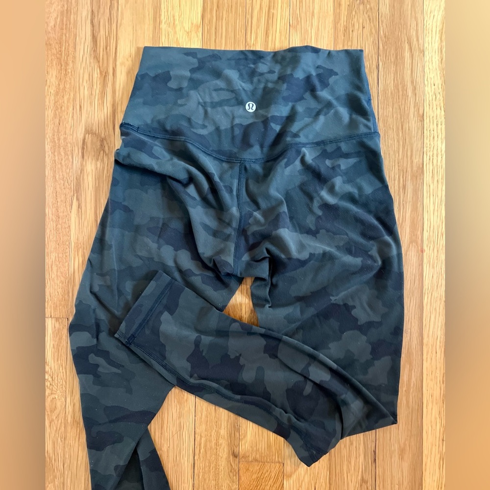 Lululemon align 25” yoga pants size 6